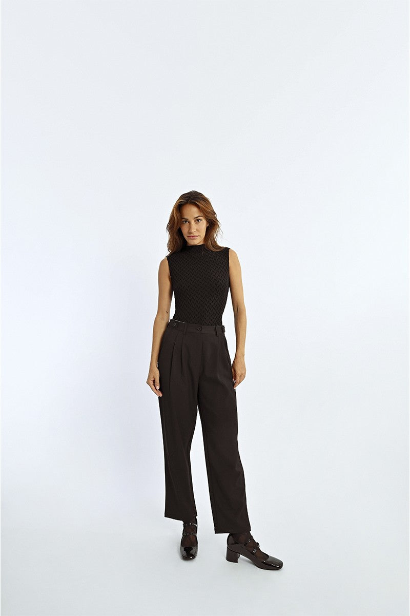 Wide Pleated Pants in Black