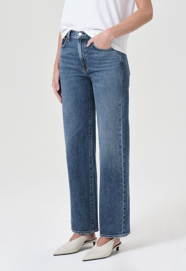 Harper Mid Rise Relaxed Straight Leg Jean in Fix