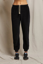 Load image into Gallery viewer, Bailey Velour Easy Sweatpant in True Black
