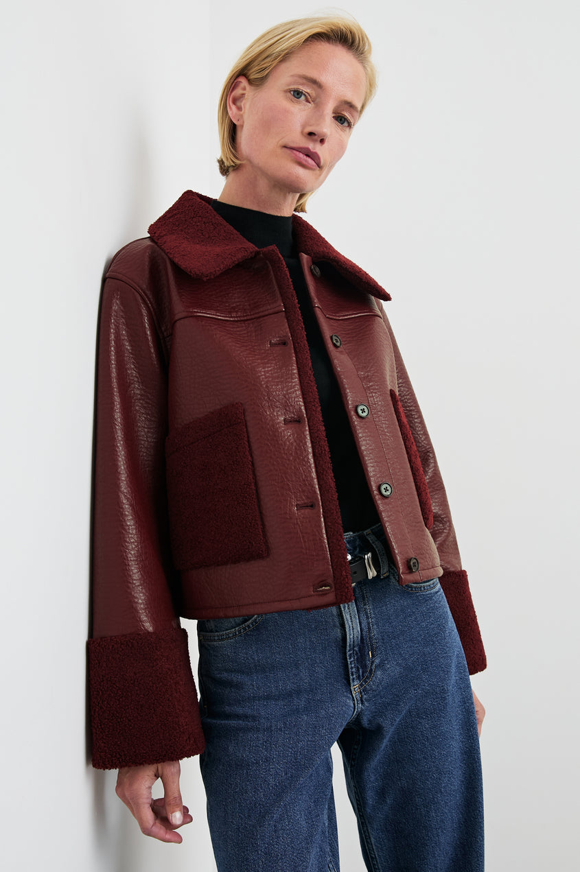 Dria Jacket in Maroon