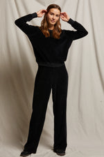 Load image into Gallery viewer, Stella Velour Shrunken Raglan Sweatshirt in True Black
