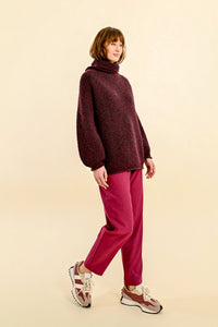 Chunky Turtleneck Tunic Sweater in Marled Dark Red