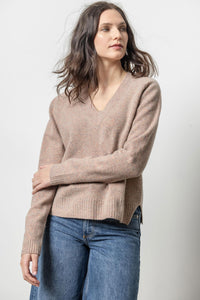 Felted Easy V-Neck Sweater in Rose Quartz