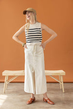 Load image into Gallery viewer, Cropped Cable Tank Sweater in Stripe
