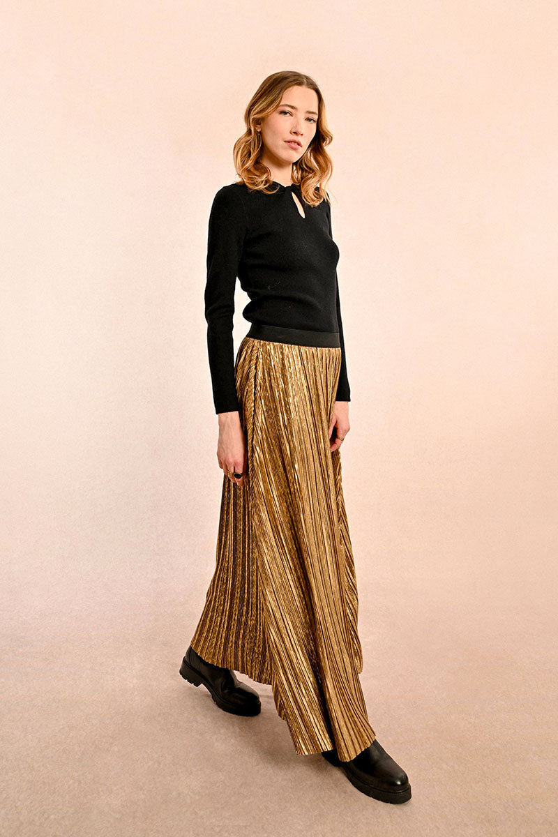 Metallic Pleated Skirt in Gold